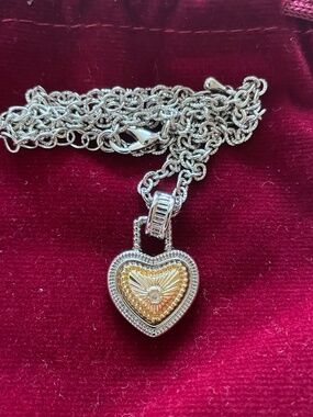 New Heart Necklace from Diamonds International